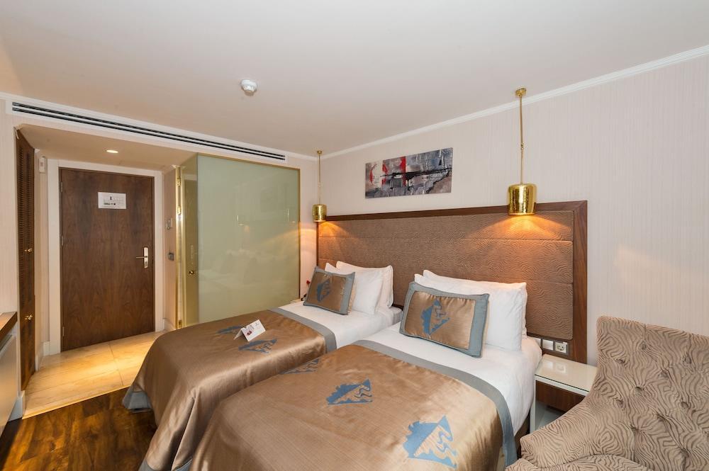 Darkmen Hotel Room Type - Standard Iki Ayri Yatakli Oda + Ekstra Yatak