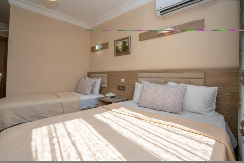 Grand Reis Hotel Room Type - Standard Triple Room