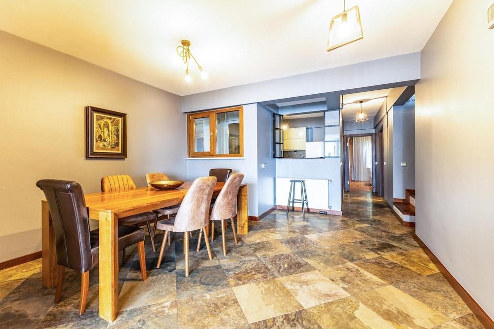 Duplex Flat w Panoramic Bosphorus View and Terrace - Tap to explore photos