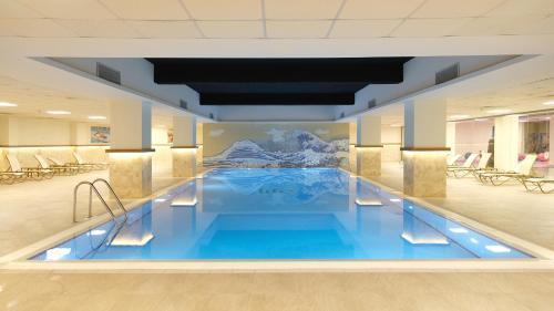Linkinn Luxury Residence & Spa - Tap to explore photos