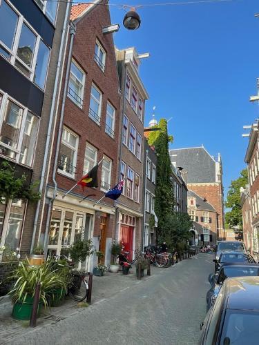 Amsterdam-bnb - Tap to explore photos