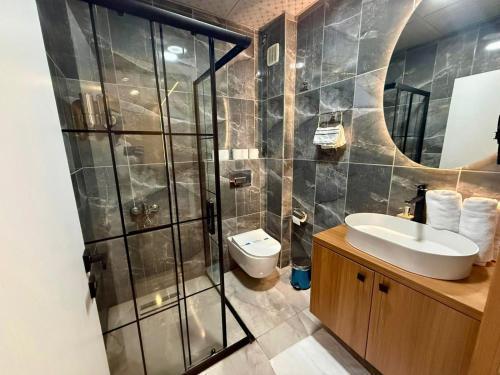 Beşiktaş Vip inn Hotel & suites - Tap to explore photos