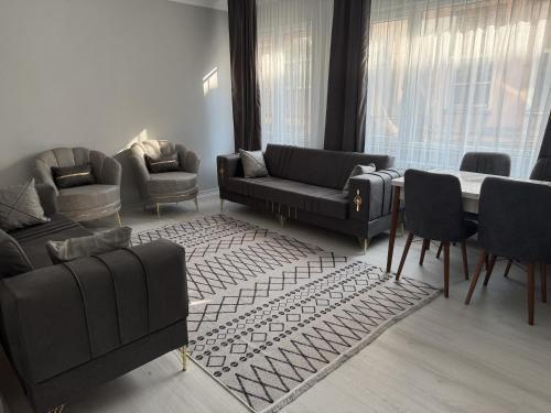 Only For Families Apartment - Tap to explore photos