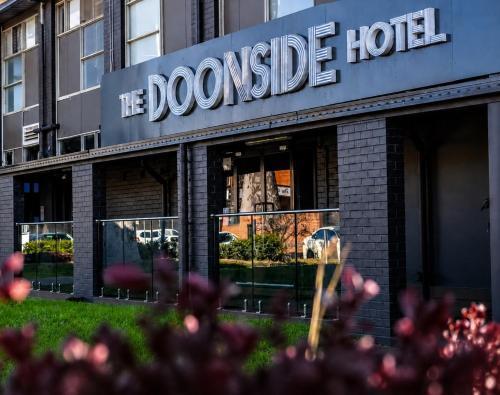 Doonside Hotel, Blacktown - Tap to explore photos
