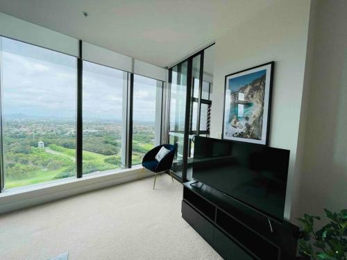 Panoramic City View 3bed2bath condo Wi-Fi Parking - Tap to explore photos