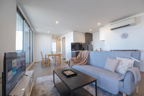 Cityscape 2br2ba Maribyrnong Wifiparkbalcony - Tap to explore photos