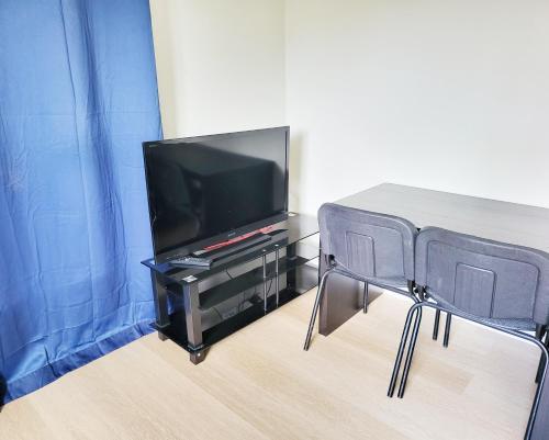 Kaban Power 7 Room Type - Queen Room with Shared Bathroom