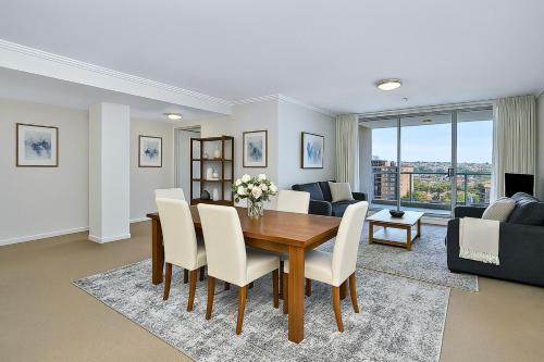 ALF49-Huge 2BR Penthouse Style, Great Water Views - Tap to explore photos
