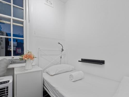 AZZURO POD HOTEL - Potts Point