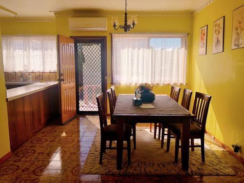 A single room near the railway station - Tap to explore photos