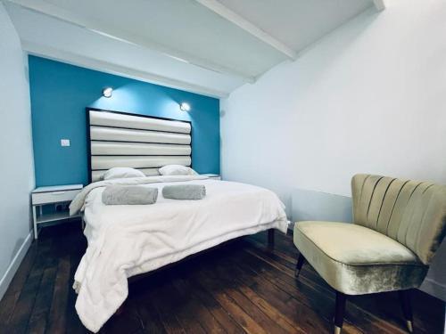 Unique loft apartment Located 15 minutes from the Champs Élysées
