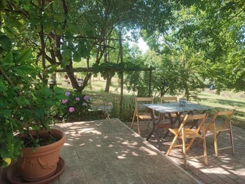 Lo scoiattolo Room Type - Family Room with Garden View