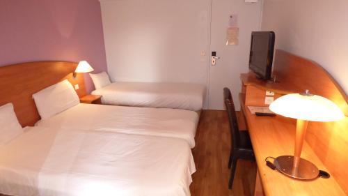 Central Hotel Room Type - Triple Room