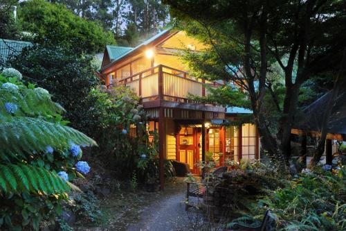 Como Cottage Accommodation - Tap to explore photos