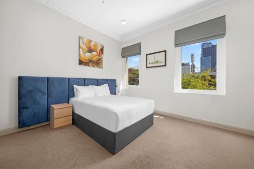 Clarendon Hotel South Melbourne Room Type - Deluxe Queen Room