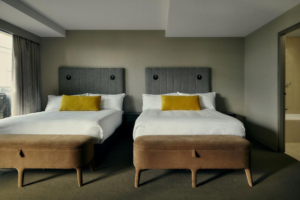 The Kinson Room Type - Studio Deluxe 2 Queen Beds