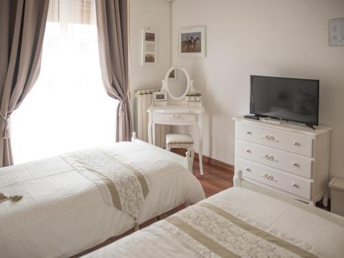Tisserand Boutique & Apartment - Tap to explore photos