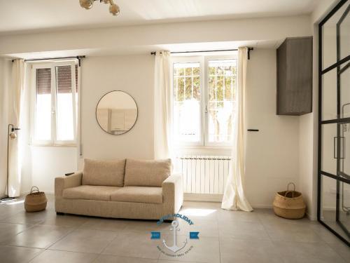 Appartamento Lotito Loft - Tap to explore photos