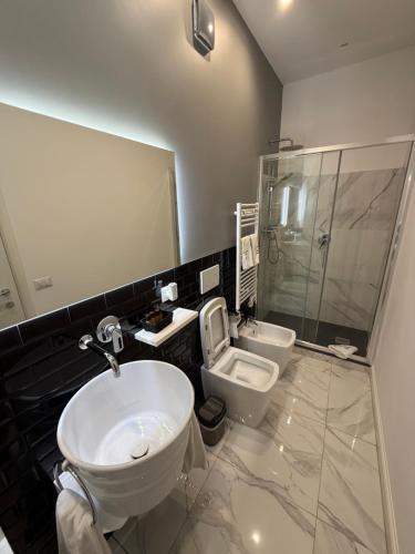 FlyHouse Fiumicino Room Type - Large Double Room