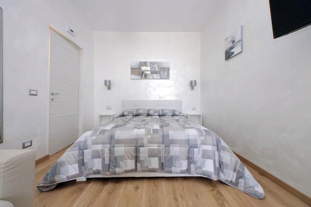 B&B Giuly Room Type - Family Quadruple Room