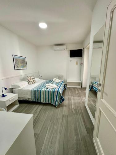La Marina B&B Room Type - Double or Twin Room