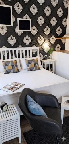 Il Piccolo B&B Room Type - Double Room with Balcony Il Piccolo B&B Room Type - Double Room with Balcony