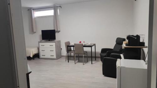 B&B La Pace Ardea Room Type - Quadruple Room