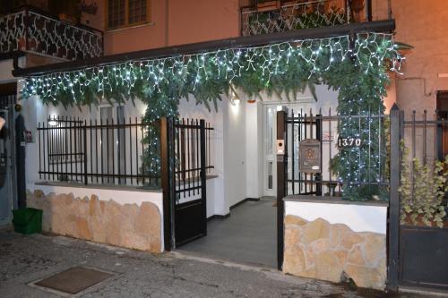 TIBUR STAR Guest House - Tap to explore photos