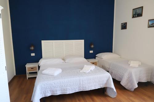Ai Quattro Venti Guest House - Tap to explore photos