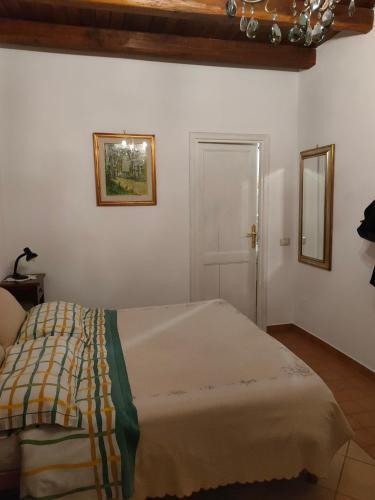 Il Cortile del Castello Room Type - Double Room with Private Bathroom Il Cortile del Castello Room Type - Double Room with Private Bathroom