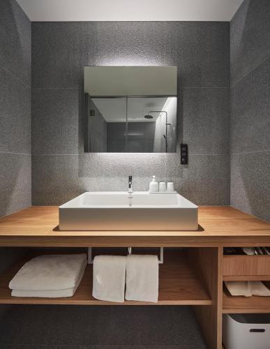 MUJI HOTEL GINZA - Tap to explore photos