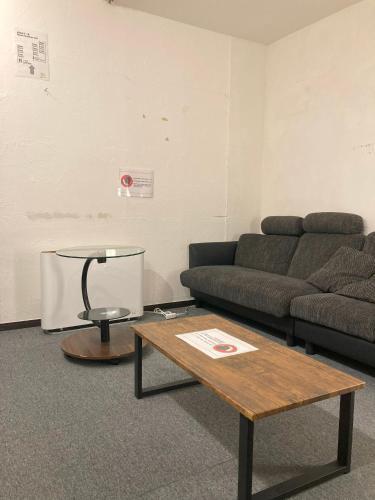 Hostel Lodging Tokyo Ueno - Tap to explore photos
