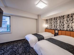 APA Hotel Asakusabashi Ekimae - Tap to explore photos