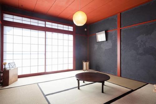 Villa Takaosan - Tap to explore photos