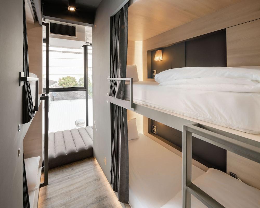 Speck Bangkok Room Type - Shared Dormitory, Women only, 6 Beds