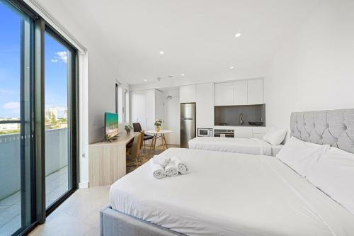 Studio for long term tenants in Strathfield CBD - Tap to explore photos