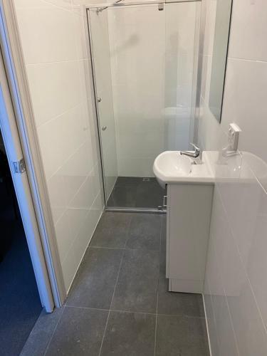 Windsor Green Hotel Room Type - Double Room - Balcony with Ensuite