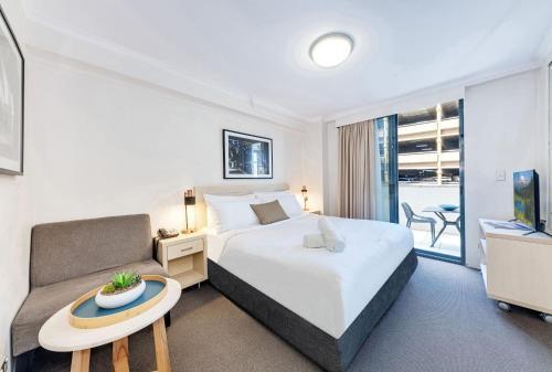 Modern and Cosy Sydney CBD Studio in Central