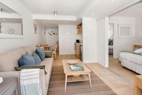 Oceans Eleven at Iluka Resort Apartments - Tap to explore photos