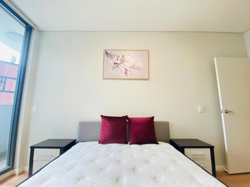 Parramatta Adorable 3Br Apt ParkingBusShopping - Tap to explore photos