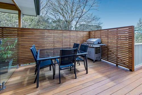 HALE KUPA Rye Beach House Spa Table Tennis Room Type - Six-Bedroom House