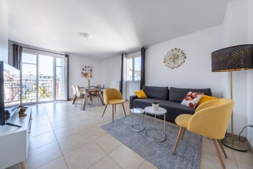 S2 Disney Park Room Type - Standard Apartment