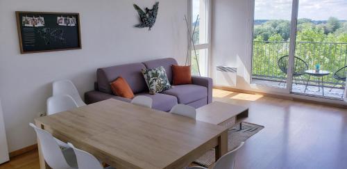 Prague apartment in Disneyland - Tap to explore photos