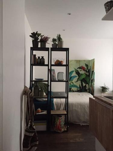 Beautiful studio - 20' walking from Montmartre - Tap to explore photos