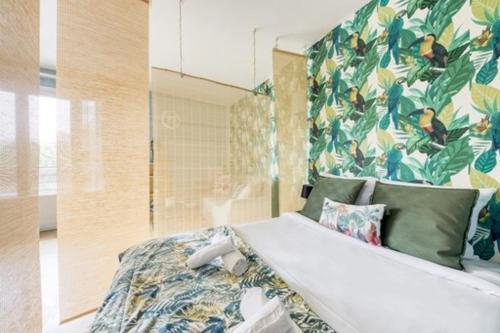 Superbe studio apartment à 2MN de Paris - Tap to explore photos