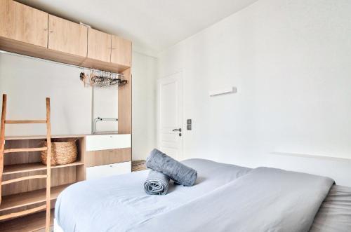 Appartement Quartier Tour Eiffel Free Netflix - Tap to explore photos