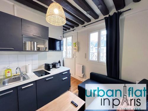 164 - Charming Studio in Center of Paris Room Type - Studio