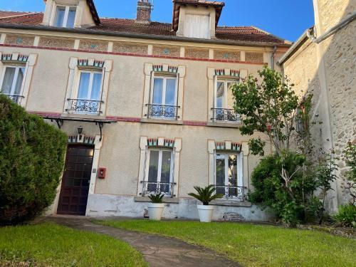 Maison Le V - Proche Disney