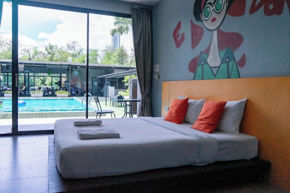 S Club & Hotel Room Type - Deluxe Double Room Premium Pool View S Club & Hotel Room Type - Deluxe Double Room Premium Pool View