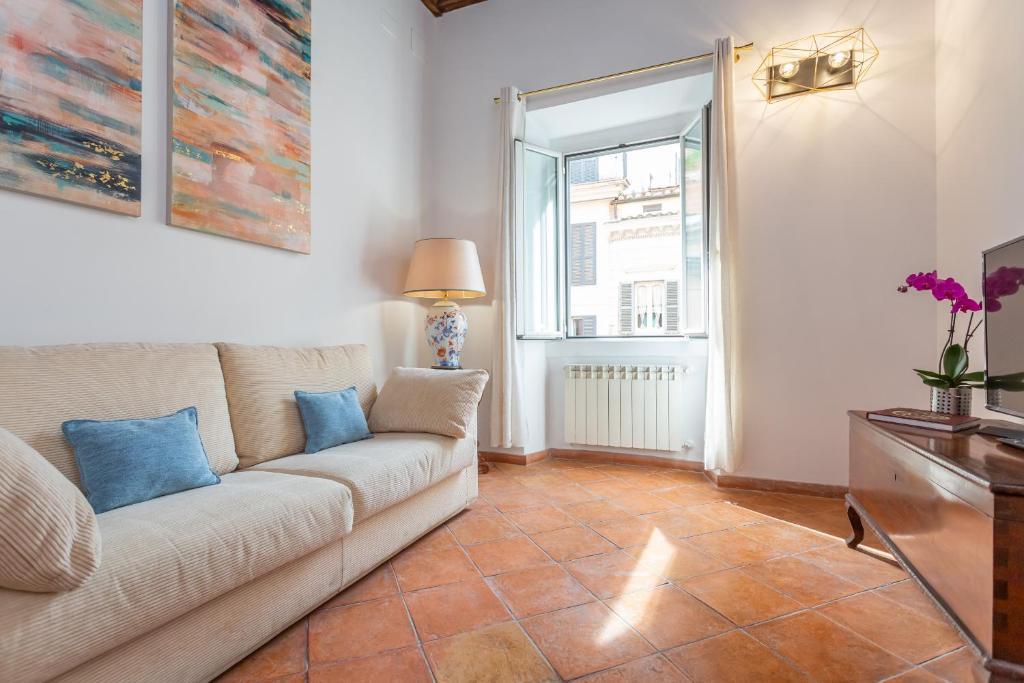 Barberini 3 BDR Apartment - Tap to explore photos
